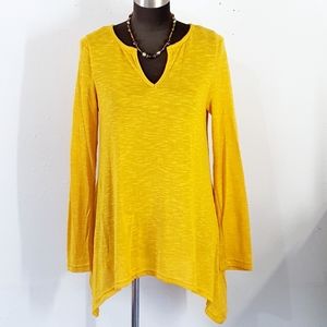 Rue21 Sharkbite Hem Tunic Top